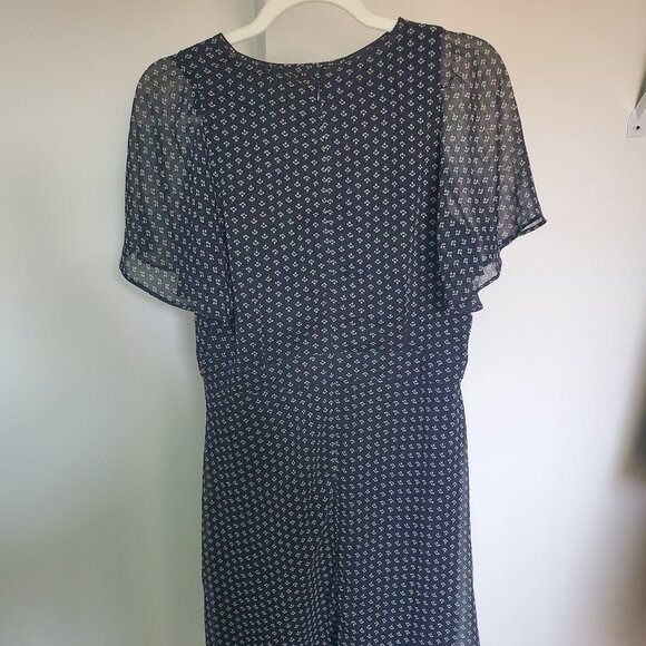 NWT Ann Taylor Petite Floral Flutter Sleeve Flare Dress - Picture 4 of 5